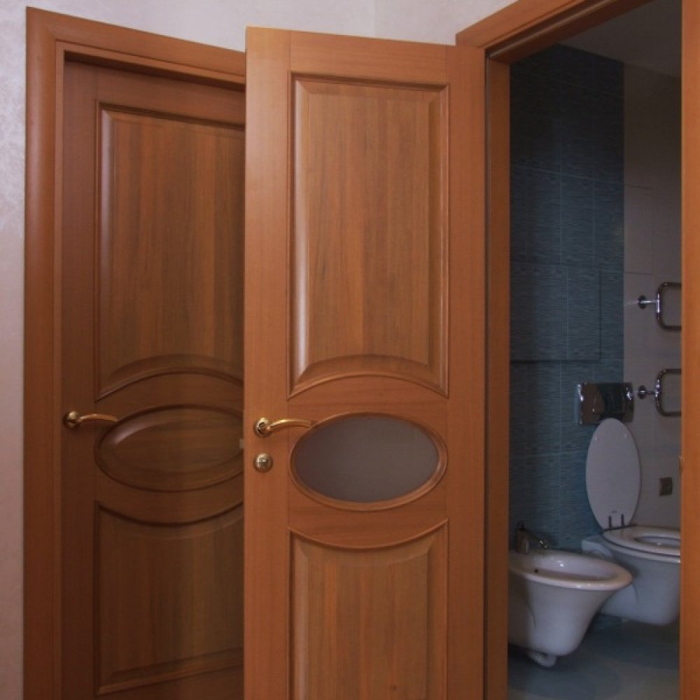 двери для ванной и комнаты вид