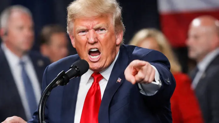 Делягин: Нетаньяху прячется. Боится мести Трампа