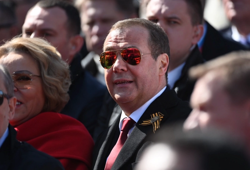 Медведев избрал для Зеленского семь оскорбительных эпитетов всего в одном посте