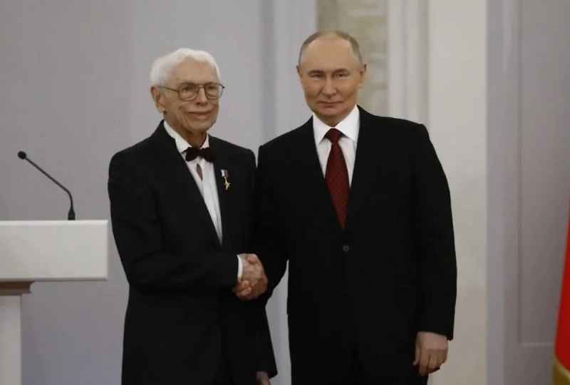 Путин поздравил с 100-летием композитора Зацепина и поблагодарил за талант