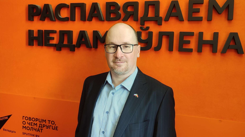 Шимов: удивительно, что Куба 30 лет продержалась под боком у США